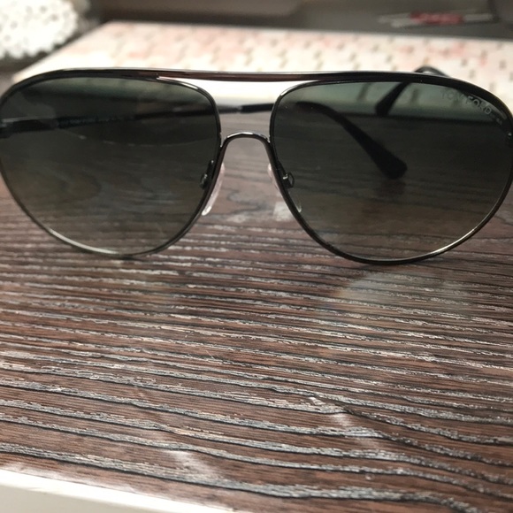 Tom Ford Cliff TF450 09B Sunglasses